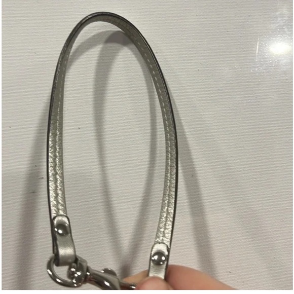 Euc RARE Coach Julia White Beige Gray Sequined Zippy Wristlet Wallet 47492 - Picture 10 of 10